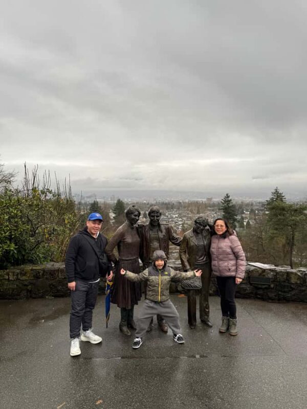 Vancouver City Tour+CAR+Grandville ISL+Queen Elizabeth/China - The Sum Up: Who Will Appreciate This Tour?