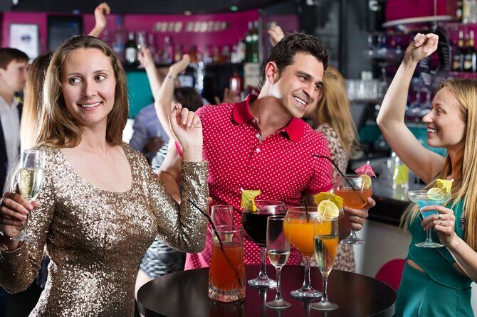 Vancouver Evening 4 Hours Tour with Night Life Attractions Private - An in-depth look at the Vancouver evening tour