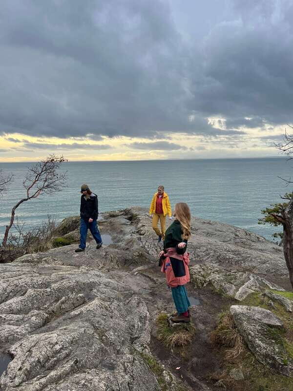 Vancouver: Lighthouse Park Hike - FAQ