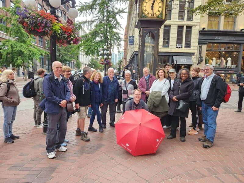 Vancouver: Private Walking Tour of City Highlights - Key Points