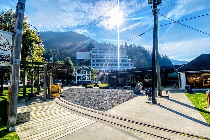 Vancouver Sea to Sky Gondola Tour in Squamish & Cypress Winter Fun Private - The Sum Up