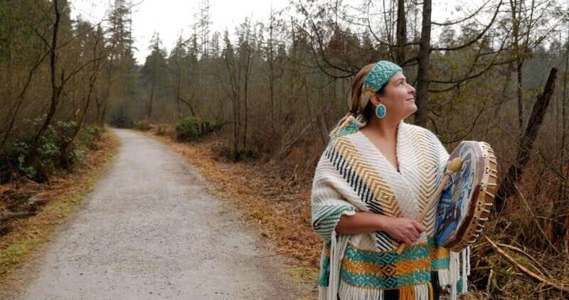 Vancouver: Stanley Park Talking Trees Tour - Key Points