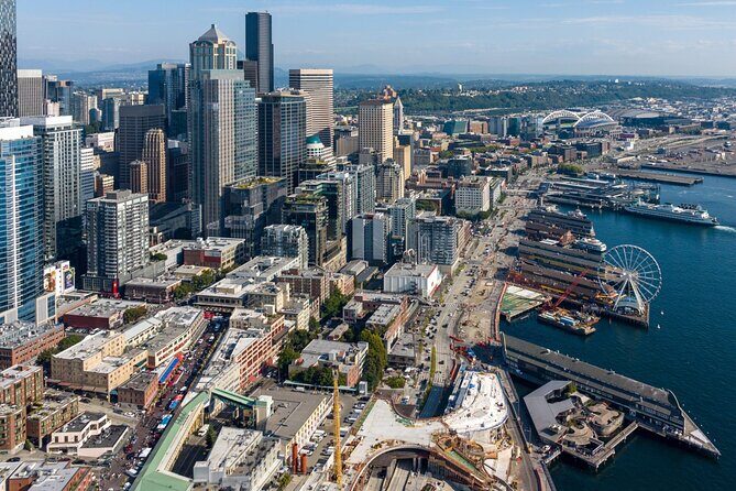 Vancouver to Seattle Private Guided Tour Two Days - Transportation and Group Size