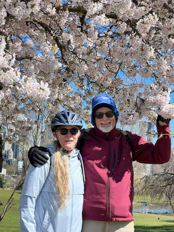 Vancouver Waterfront Guided Bike/E-Bike Tour - Key Points