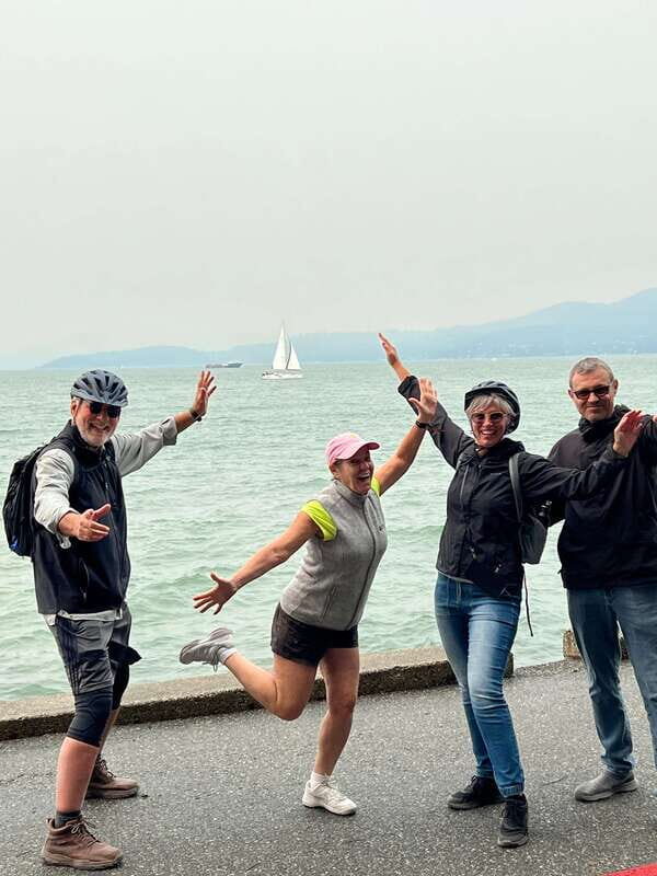 Vancouver Waterfront Guided Bike/E-Bike Tour - Exploring Vancouver’s Best on Two Wheels