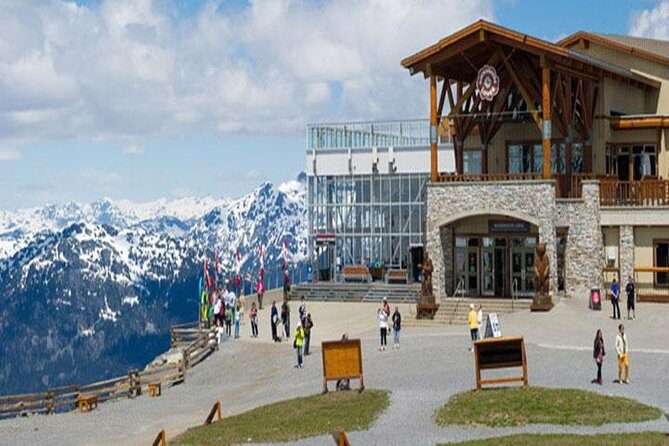 Vancouver Winter Fun at Peak to Peak Gandola in Whistler & Squamish Tour Private - FAQ