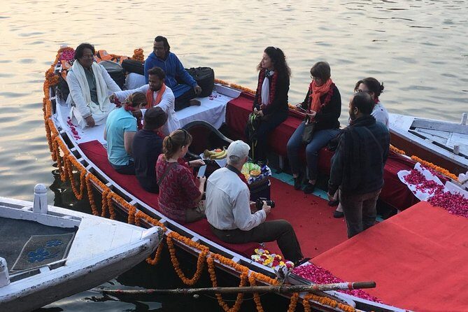 Varanasi Morning boat ride with local breakfast - Key Points