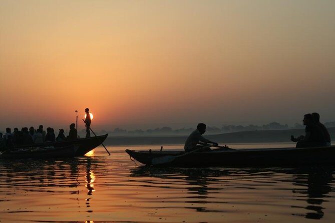 Varanasi: Spiritual Yoga Tour With Morning Boat Ride - Key Points