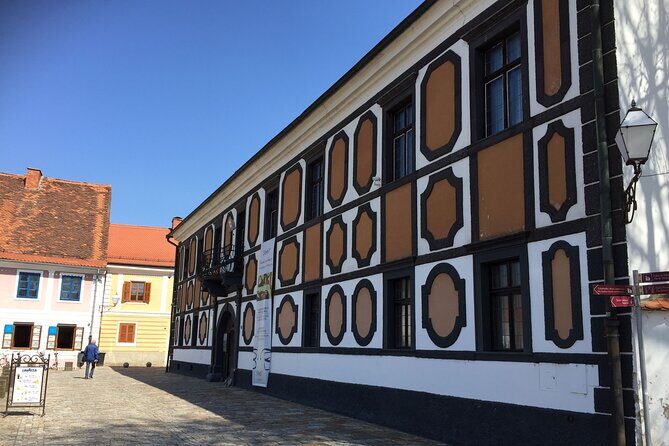 Varazdin Baroque Town & Trakoscan Castle, Small Group from Zagreb - A Deep Dive into the Experience