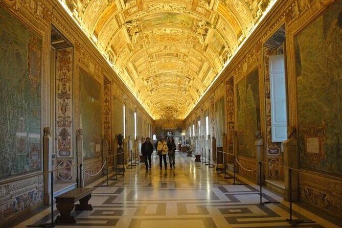 Vatican and Sistine Chapel at Night Private Tour, Top-Rated Guide - Who Will Love This Tour?