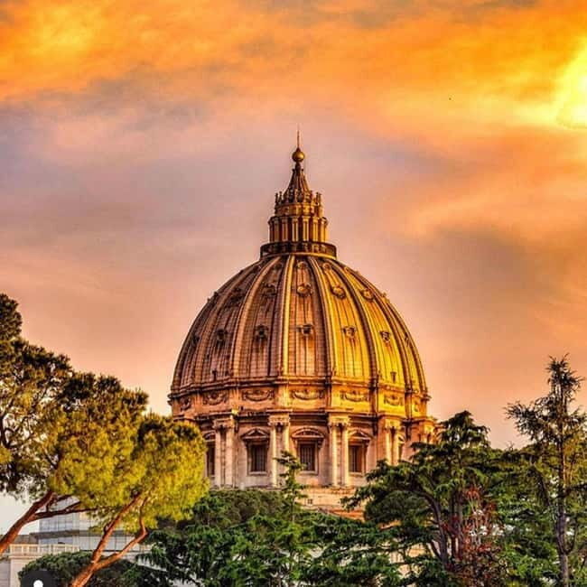 Vatican City: St. Peter's Basilica Skip-the-Line Guided Tour - Exploring the Majesty of St. Peter’s Basilica