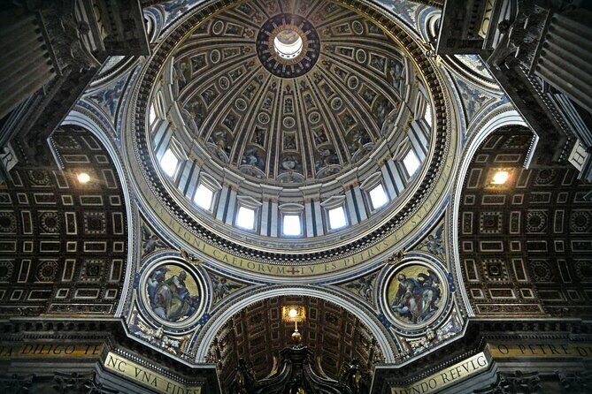 Vatican Museums and Sistine Chapel Guided Tour and Skip the line - The Authentic Touches from Reviewers