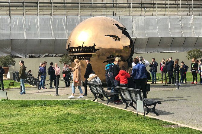 Vatican private tour Museums and Sistine Chapel with Raphael rooms - FAQs