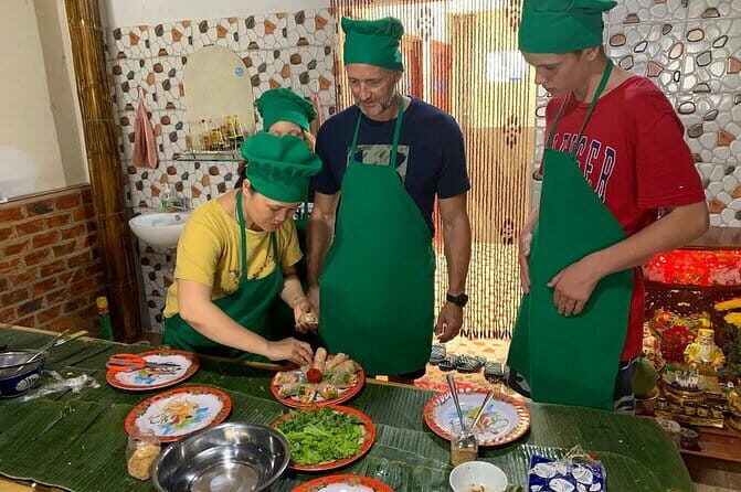 Vegan/Vegetarian Cooking Class with Local Chef in Hoi An - The Experience Breakdown: What to Expect