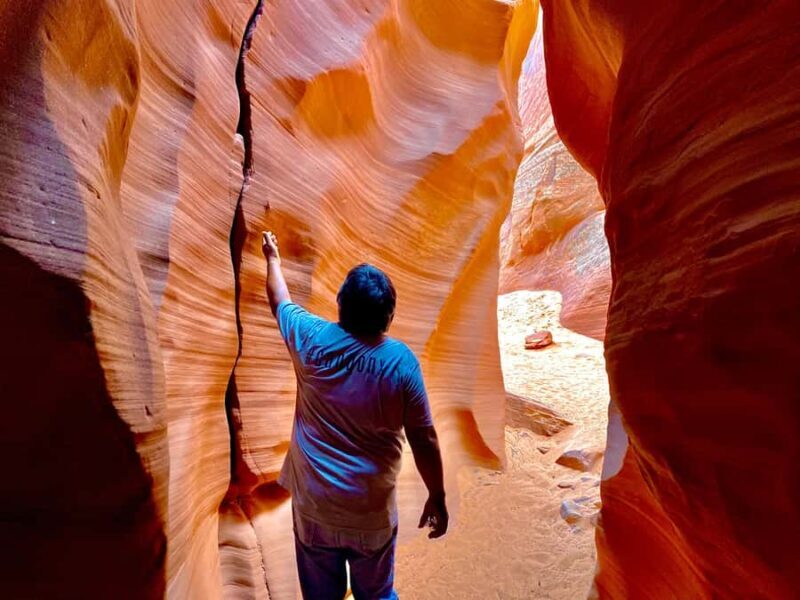 Vegas: Lower Antelope Canyon, Horseshoe Bend, Lunch and WiFi - Who Should Consider This Tour?