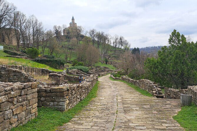 Veliko Tarnovo and Arbanasi day tour from Sofia with pickup - Who Will Love This Tour?