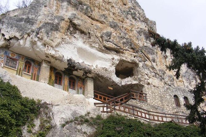 Veliko Tarnovo and Medieval Bulgaria Private Day Trip from Bucharest - Key Points