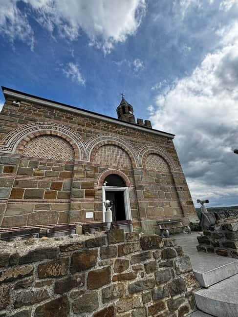Veliko Turnovo-Bulgarian old capital and Arbanasi - An In-Depth Look at the Veliko Tarnovo and Arbanasi Tour