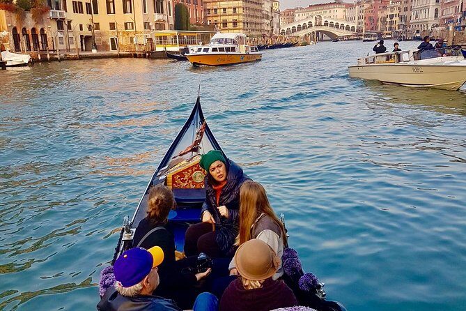 Venice: 30 min private Gondola Ride with Guide - What Travelers Say