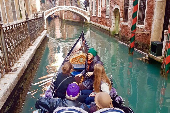 Venice: 30 min private Gondola Ride with Guide - The Practicalities