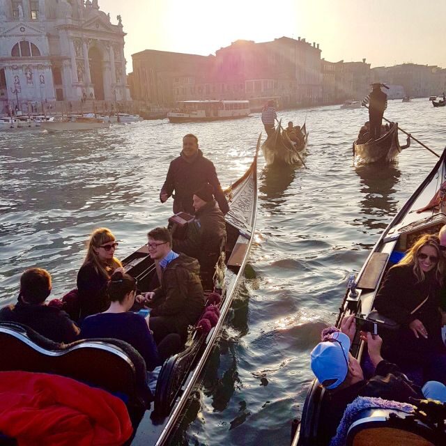 Venice: 30-Minute Gondola Ride on Grand Canal with Serenade - Remember: Venice is about capturing moments. This gondola serenade is one you’ll likely look back on with a smile—music, water, and history all in one perfect package.
