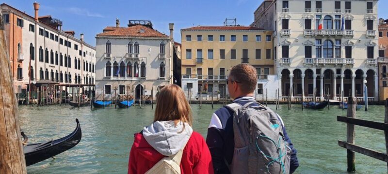 Venice: City Wonders Group Walking Tour with a Guide - A Closer Look at the Tour Experience
