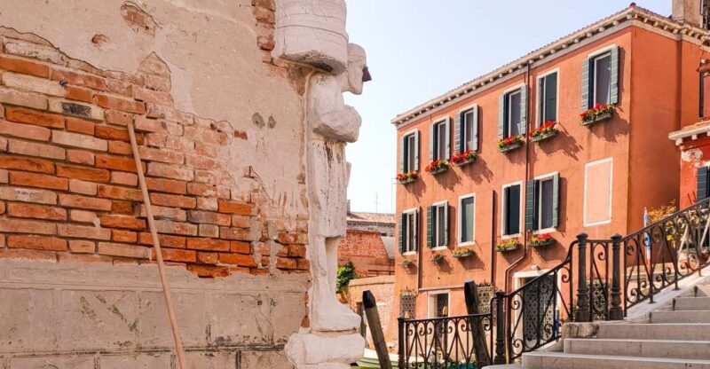 Venice: Ghetto Highlights and Cannaregio Walking Tour - Hidden and Not-So-Hidden Gems