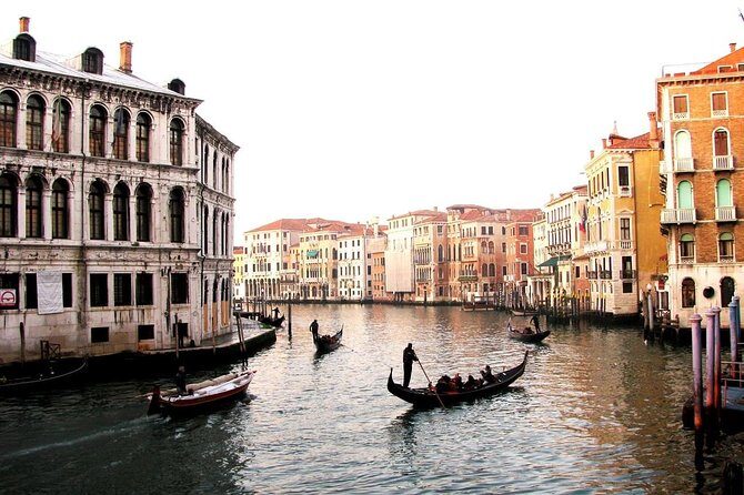 Venice Gondola Ride & Extra Meal Break at illy Caffè - Who Should Consider This Tour?