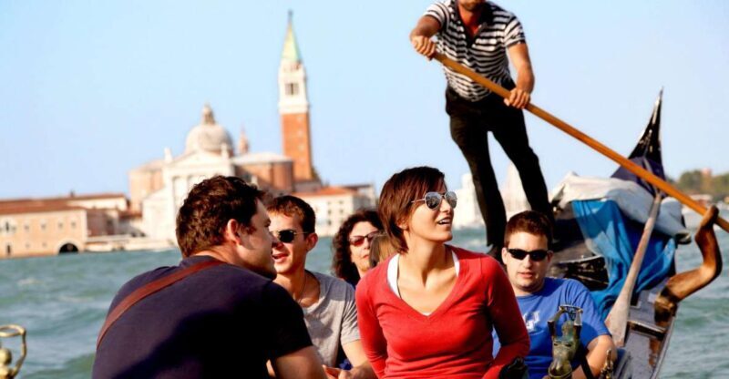Venice: Gondola Ride with Live Guide or Audio Guide - What Reviewers Say