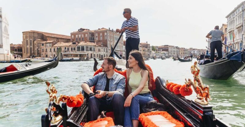 Venice: Grand Canal Gondola Ride with App Commentary - Authenticity & Tips for the Best Experience