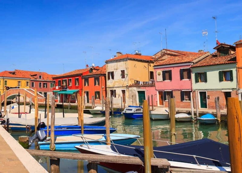 Venice Islands Guided Cruise: Murano, Burano & Torcello - Burano: The Colorful Fishing Village