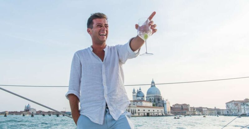 Venice: Lagoon Catamaran Cruise with Music and Drinks - What Makes this Cruise Stand Out