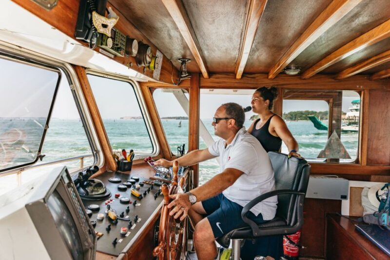 Venice: Murano and Burano Boat Tour with Glass Factory Visit - Key Points