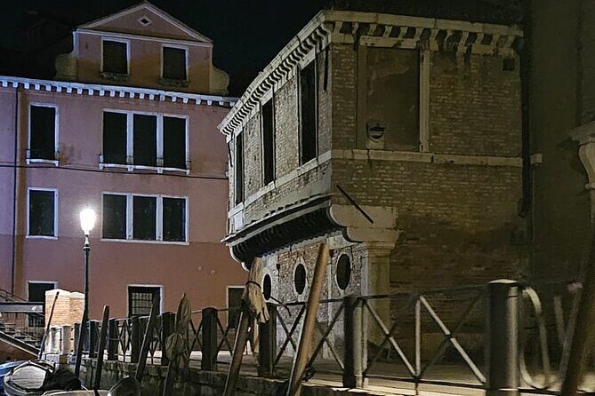 Venice Night Boat Tour from Zattere - FAQ