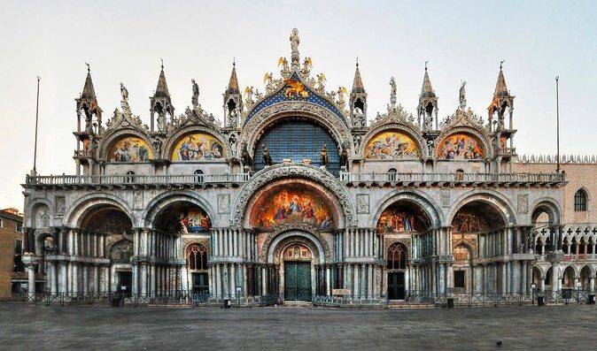 Venice Personalized Private Walking Tour with Official Tour Guide - The Value of a Private Guide