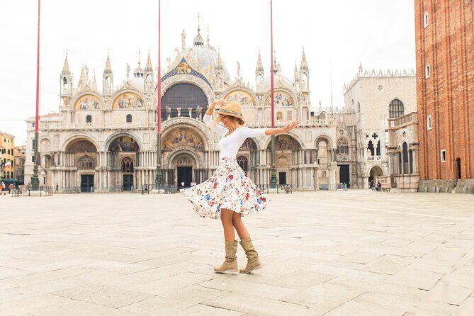 Venice: Photoshoot at Piazza San Marco and the Canals - Discovering the Experience: What You Can Expect