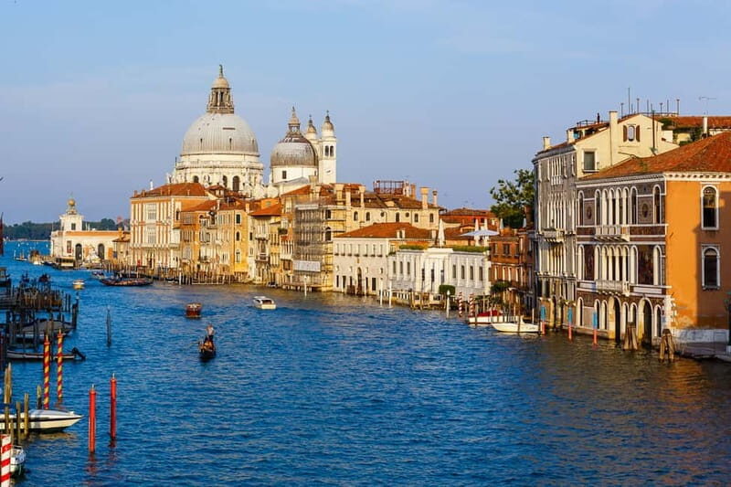 Venice: Romantic Shared Gondola Serenade on the Grand Canal - Key Points