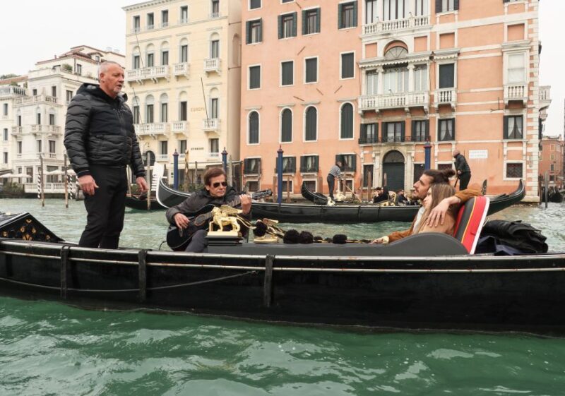 Venice: Shared Gondola Ride and Serenade - The Practical Details