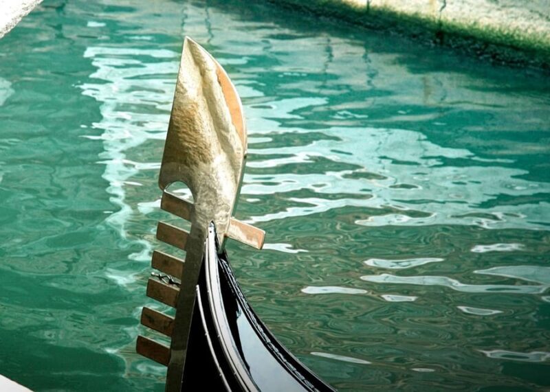 Venice: Shared Gondola Through breathtaking Bridge of Sighs - The Sum Up