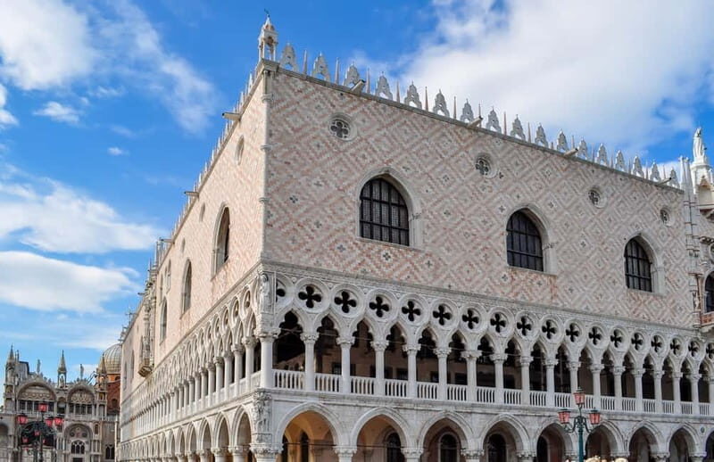 Venice: St. Mark's Basilica, Doge's Palace & Bridge of Sighs - Visiting the Prisons and Museums