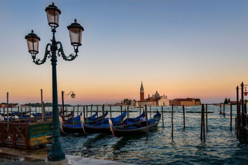 Venice: St Mark's Basin Gondola Ride - The Experience: What to Expect on Your Gondola Ride