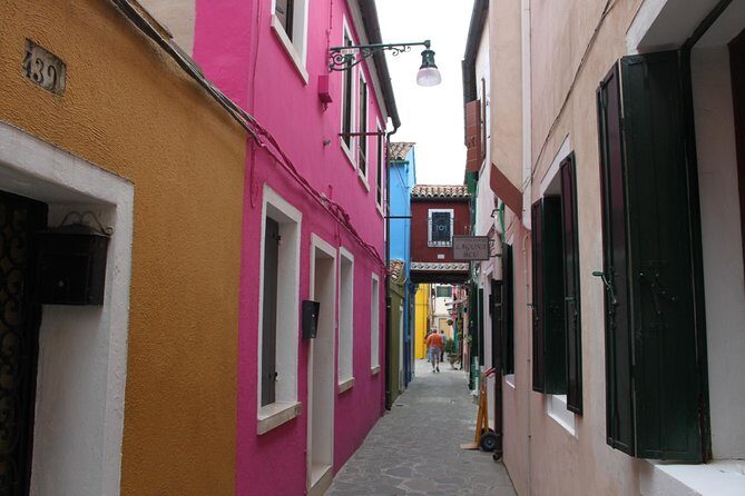 Venice: The Islands of the Lagoon Guided Tour - Meeting Point & Start