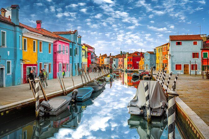 Venice Trilogy: Murano, Burano & Torcello by Vintage Wooden Boat - A Deep Dive into the Venice Trilogy Tour