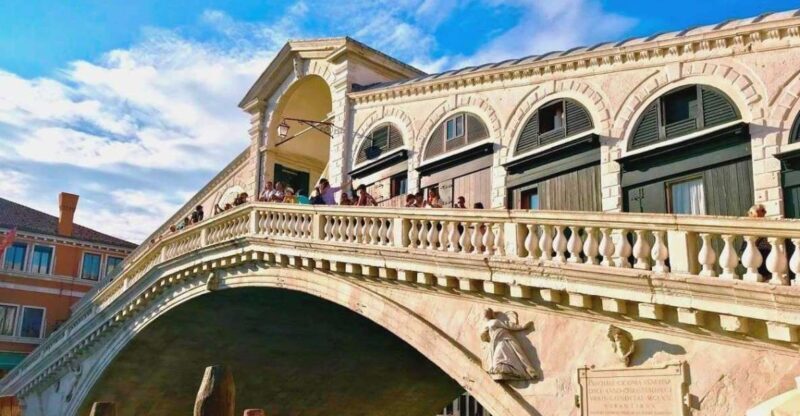 Venice Walking Tour from St. Mark's to Rialto Bridge - Key Points