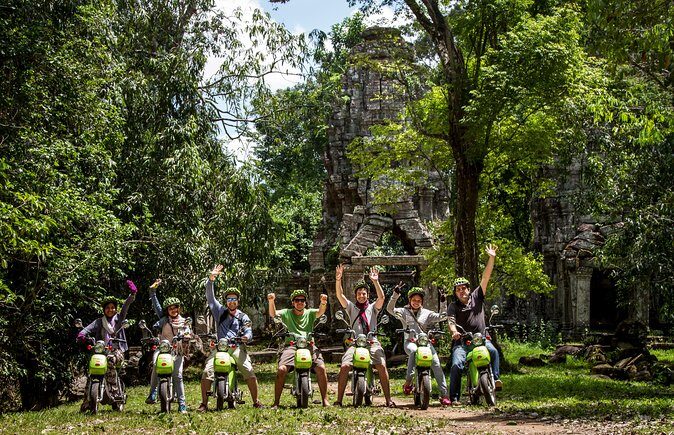 Venture through Angkor on an e-bike - Who is this tour best suited for?
