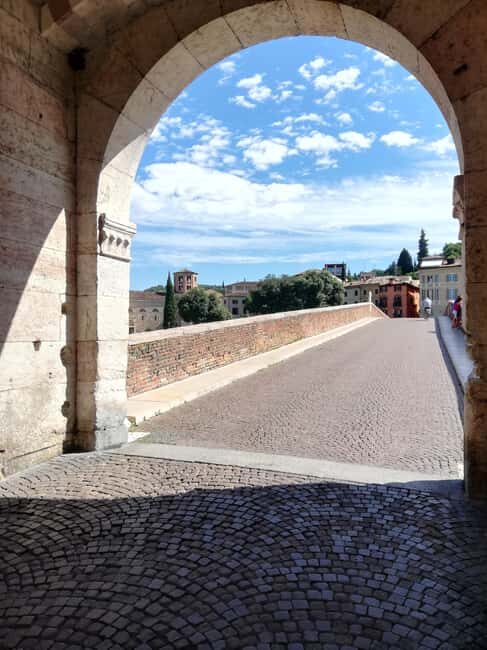 Verona Highlights Small Group Tour With an Expert Guide - The Sum Up