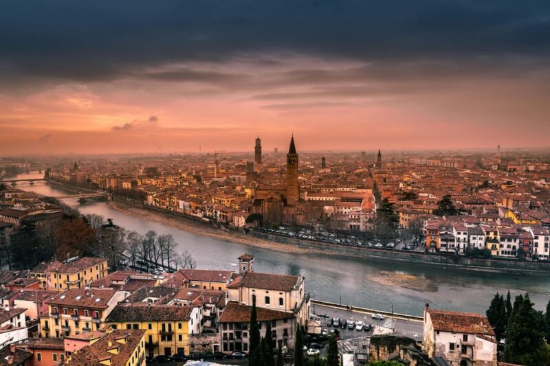 Verona: Interactive map for a self-guided tour. - Key Points