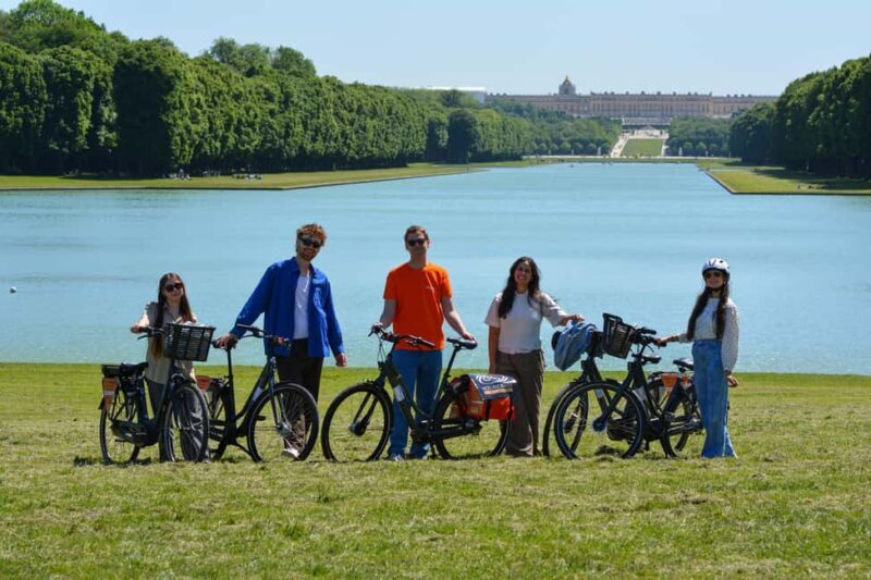 Versailles: Bike Tour on a premium Dutch bike - A Detailed Look at the Versailles Bike Tour Experience