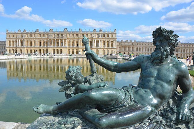 Versailles Domain Audio Guided Half Day Tour from Paris - FAQ