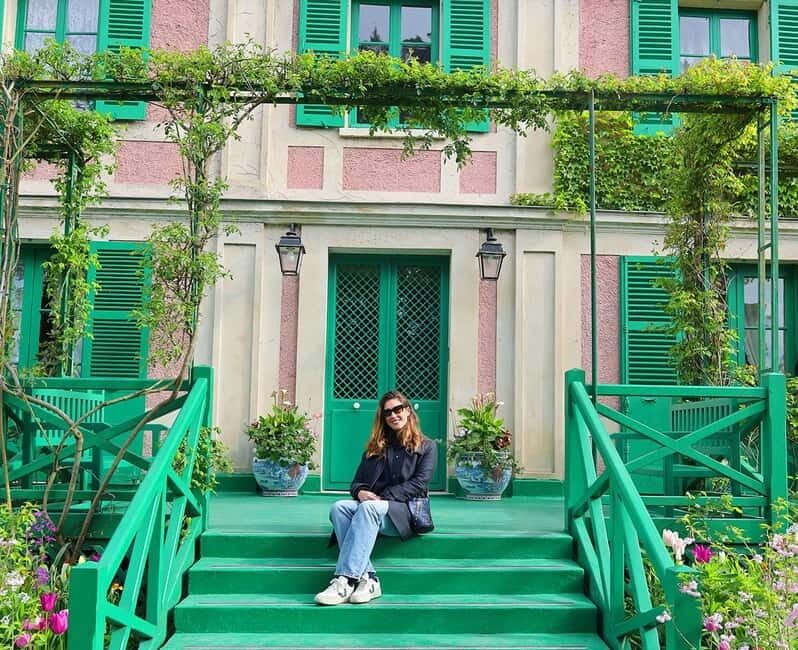 Versailles & Giverny from Paris PRIVATE TOUR with PHOTOSHOOT - What’s Included & What to Consider